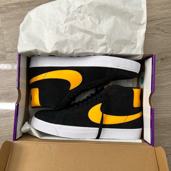 NIKE SB ZOOM BLAZER MID - Picture 4 of 5